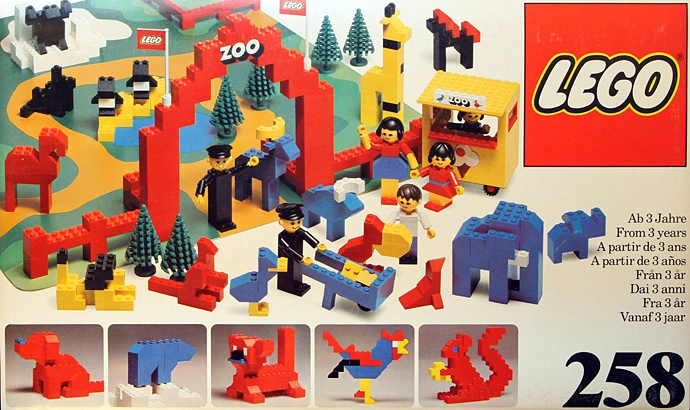 LEGO 258 Zoo with Baseboard