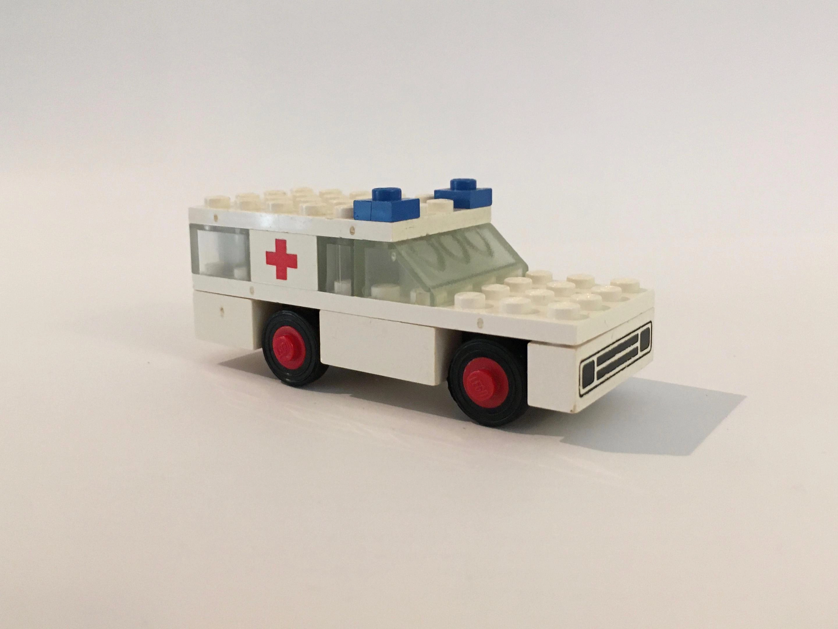 LEGO 600 Ambulance