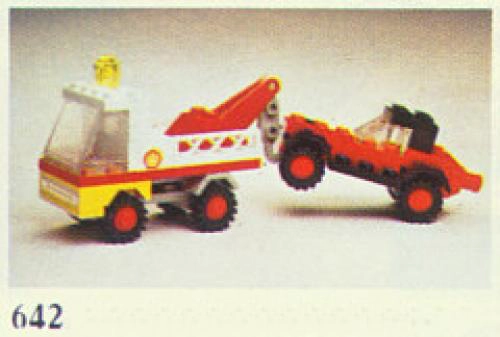 LEGO 642 Tow Truck and Car