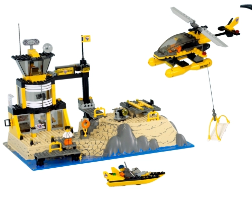 LEGO 7047 Coast Watch HQ