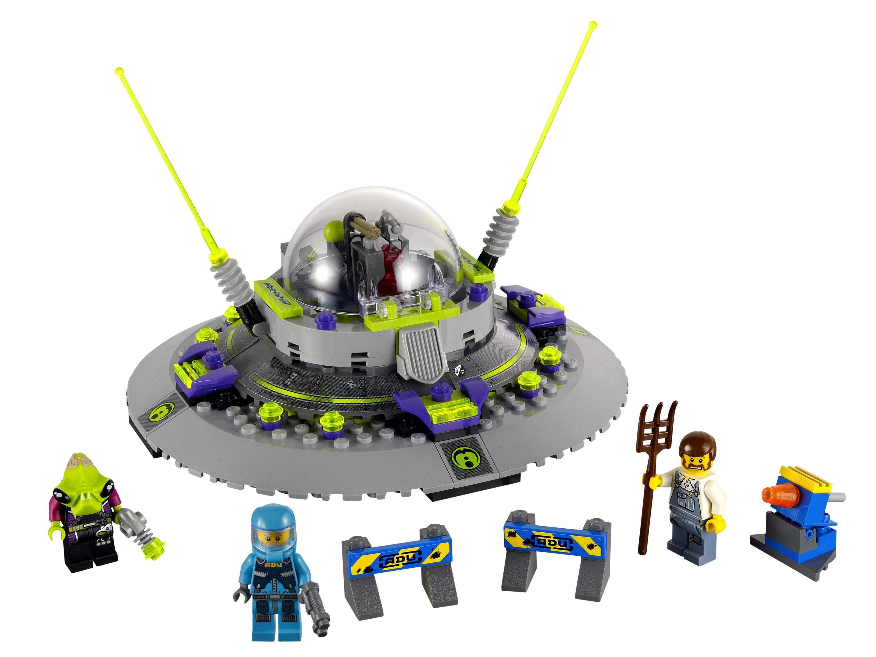 LEGO 7052 UFO Abduction