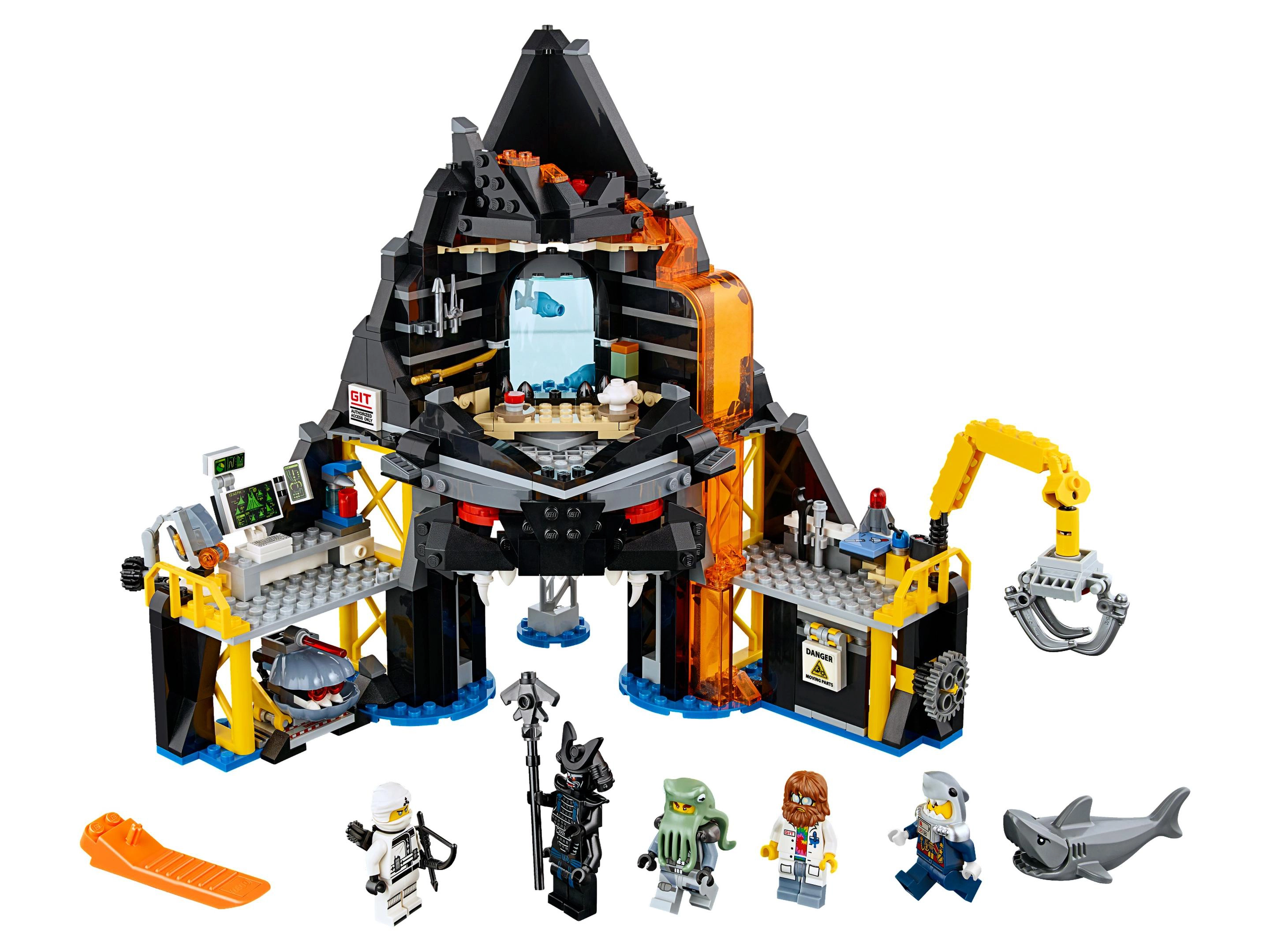 LEGO 70631 Garmadon's Volcano Lair