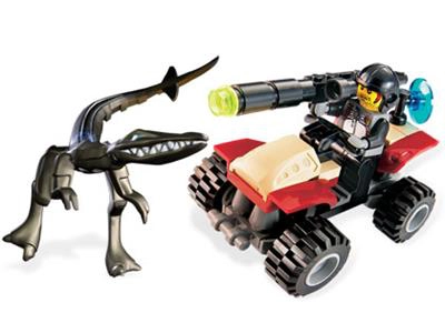 LEGO 7473 Street Sprinter vs. Mutant Lizard