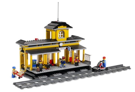 LEGO 7997 Train Station