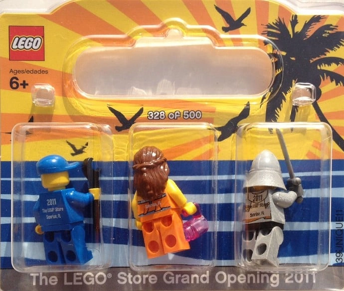 LEGO SUNRISE The LEGO Store Grand Opening 2011